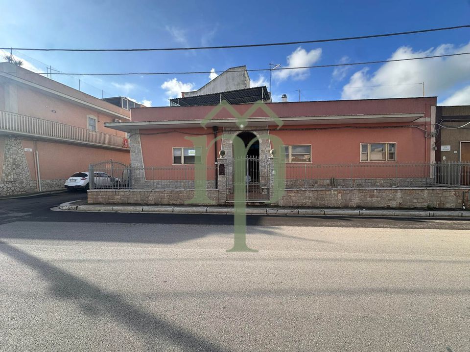 Villa i San Vito dei Normanni, Brindisi - foto 1
